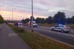 Wrocław: Wypadek na Królewieckiej. Kobieta jadąca audi skasowała przystanek [ZDJĘCIA], Pomoc Drogowa AUTO-HARD