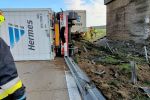 Autostrada A4 zablokowana po wypadku ciężarówki, Ochotnicza Straż Pożarna Krzyżowa