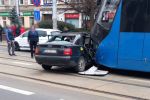 Wrocław: Wypadek na Jedności Narodowej. Tramwaj zderzył się z osobówką, Nadesłane
