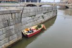 Wrocław: O krok od tragedii na Odrze. Dryfował w łódce w kierunku elektrowni wodnej, Dolnośląskie WOPR/Facebook