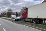 Wrocław: Wypadek na ulicy Wyścigowej. Auto zderzyło się z ciężarówką, Jakub Jurek