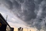 Zjawiskowe chmury nad Wrocławiem. Zrobiło się mrocznie [NOWE ZDJĘCIA], Iwona Korol