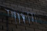 Wrocław: Niebezpieczne sople lodu wiszą na dachu szkoły. Strażacy w akcji, Askaniusz Polcyn