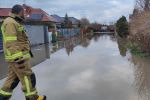 Woda podmyła podwórka, ale powodzi nie będzie. Alarm odwołany!, OSP Święta Katarzyna