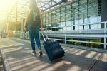 Wrocław: Tanzańczyk zostawił plecak na lotnisku. Ewakuowano 150 osób, Pexels