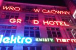Wrocław: Galeria neonów przestaje istnieć. Neony już nie świecą. 