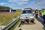 Wypadek na A4. Ranne dwie osoby, Straż Pożarna w Bolesławcu