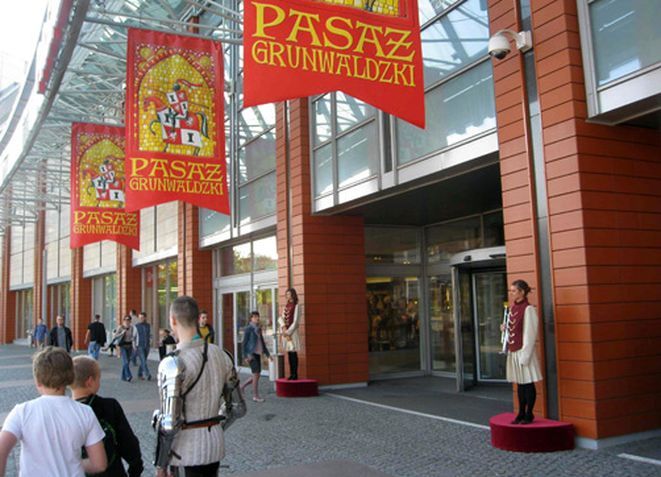 Wrocławskie galerie handlowe pod lupą. Jak radziły sobie w zeszłym roku? [RAPORT], archiwum