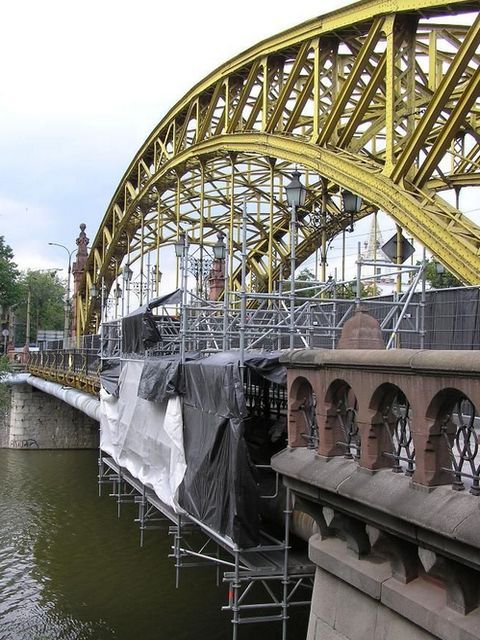 Most Zwierzyniecki się rozpada. A modernizacja najwcześniej w 2015 roku, fotopolska.eu