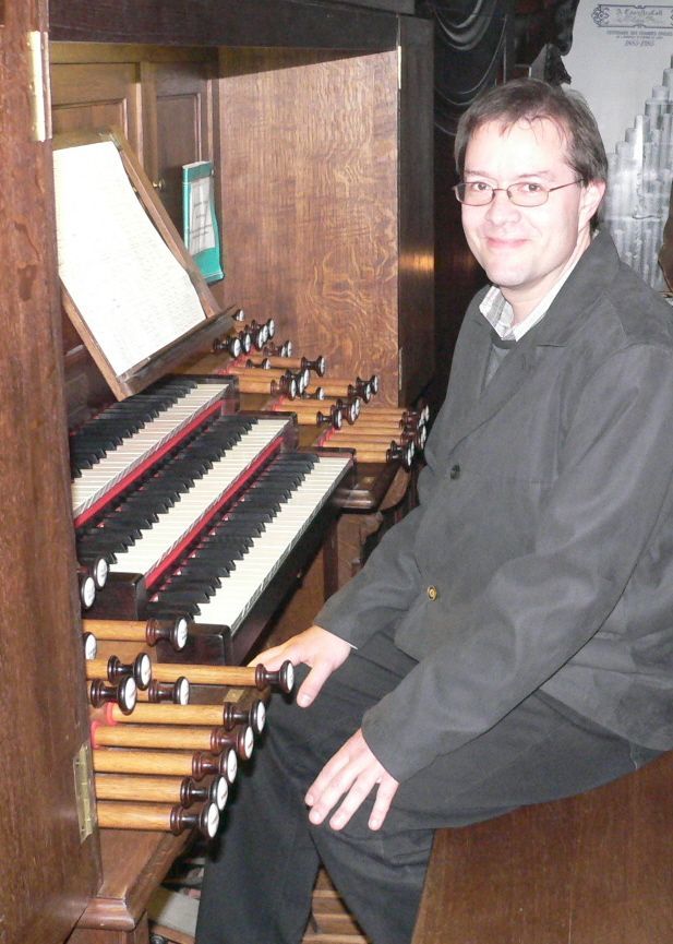Schumann organowy, materiały prasowe