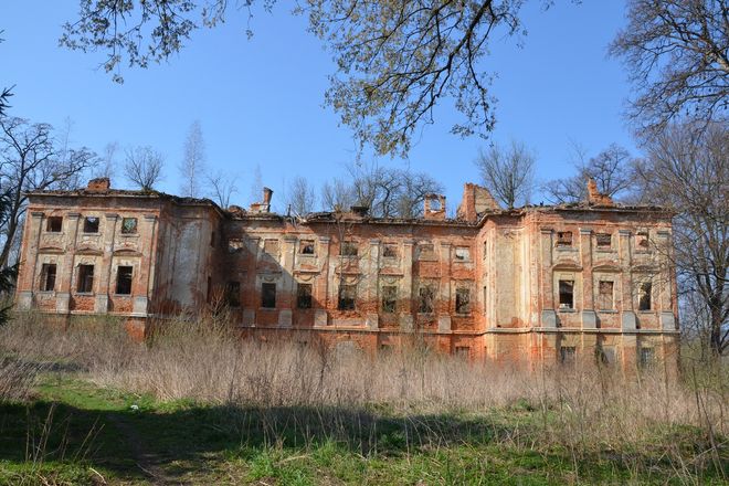 Wrocławska ANR sprzedała dwa zrujnowane dolnośląskie pałace. Będą tam hotele, mat. prasowe ANR