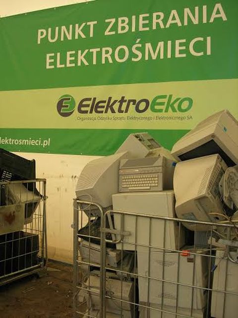 Wrocławianie coraz częściej pozbywają się dużych elektrośmieci ze swoich mieszkań za darmo, mat. prasowe