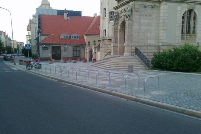 Nowy parking rowerowy przy polibudzie do likwidacji, Radek Lesisz