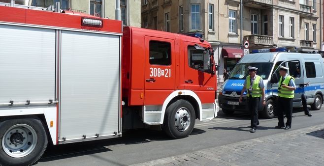 Kierowca żywcem spłonął w aucie, które rozbiło się na ulicy Wilczyckiej, archiwum