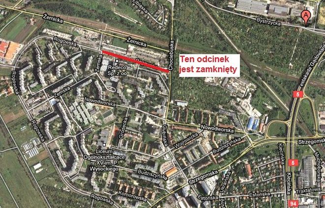 Pękła rura na Rogowskiej, źródło: google maps