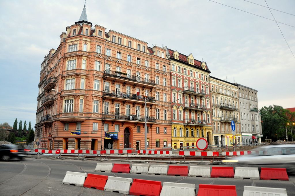 We Wrocławiu coraz większe zainteresowanie mieszkaniami w kamienicach, archiwum