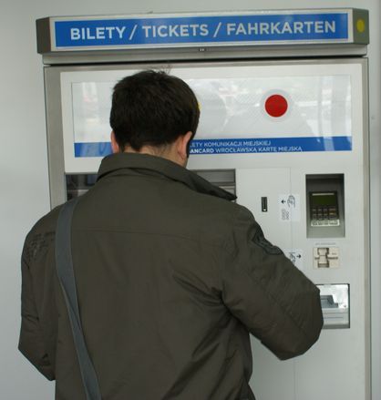 MPK ostrzega przed fałszywymi motorniczymi sprzedającymi bilety, archiwum