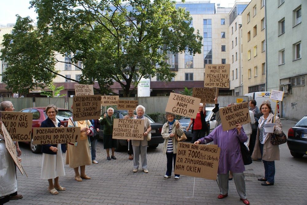Mieszkańcy protestują przeciw inwestycji AKME
