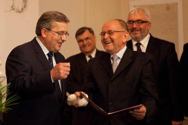 Prezydent Polski z Adolfem Juzwenko, dyrektorem Zakładu Narodowego im. Ossolińskich.