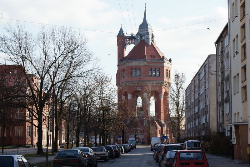 Odkrywamy Wrocław: Wieża ciśnień przy alei Wiśniowej , wp