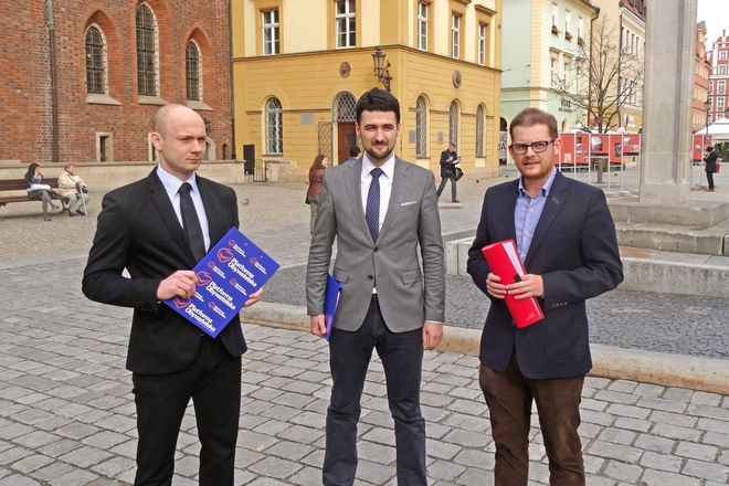 Wrocławscy radni apelują do rządu o zmiany w prawie. Chodzi o walkę ze smogiem, archiwum