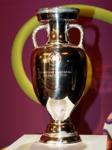 Puchar Euro 2012 w maju przyjedzie do Wrocławia, PZPN