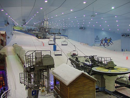 Obok Sky Towera szejkowie postawią sztuczny stok narciarski, skidubai.com