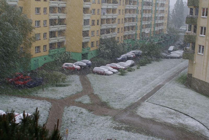 Wyż znad Norwegii przyniósł do Wrocławia śnieg w maju, ale tylko na wtorek, bk