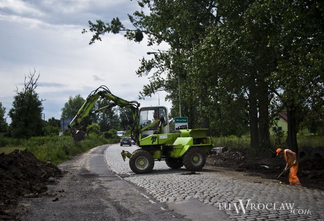 Remont na Kamieńskiego: drogowcy na dziurawy bruk położą asfalt, Magda Oczadły