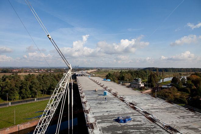 Aneks dla Mostostalu: most Rędziński 150 dni później, abe