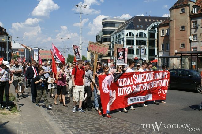 Pierwszomajowe manifestacje przejdą w czwartek przez centrum Wrocławia, archiwum