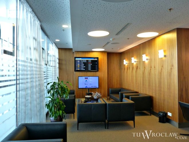 Agentki VIP&Business Services na wrocławskim lotnisku radzą sobie doskonale, archiwum