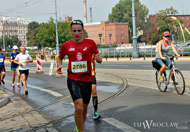 Kilka tysięcy osób przebiegło przez miasto. 32. Wrocław Maraton w obiektywie, Tomek Matejuk