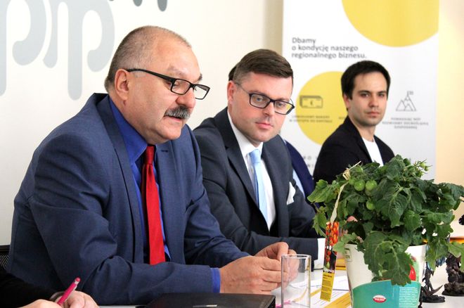 Województwo dolnośląskie wspiera małe i średnie przedsiębiorstwa, Bartosz Senderek