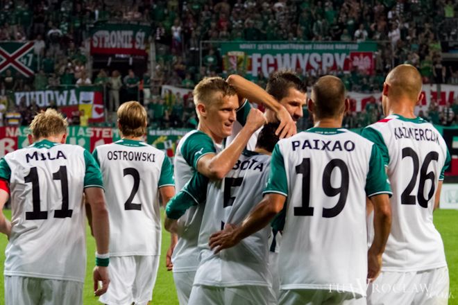 Piłkarze Śląska w pierwszym pucharowym meczu z Rudarem dali fanom wiele powodów do radości