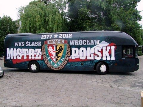Tym razem na wyjazdowy mecz Śląsk nie pojedzie klubowym autokarem