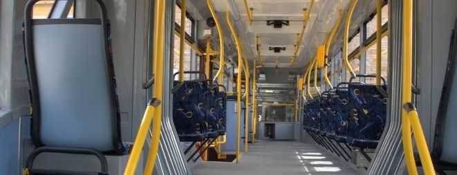 Niepełnosprawni niechętnie korzystają z wrocławskich tramwajów i autobusów