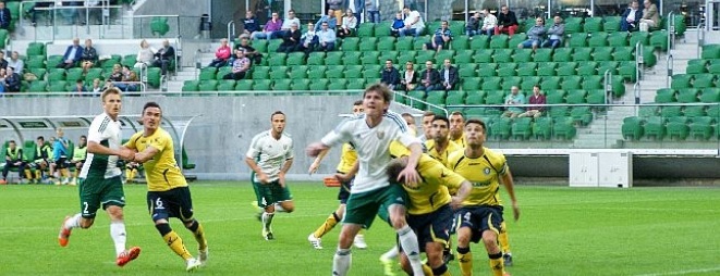 Jacek Kiełb (w wyskoku) nie zagra w meczu z Górnikiem Łęczna 