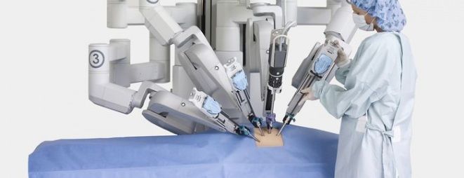 Ośrodek Chirurgii Robotowej powstał na bazie zakupionego 2 lata temu, pierwszego w Polsce robota chirurgicznego da Vinci Si