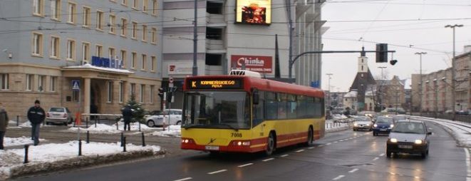 Autobusy oznaczone literami będą teraz zatrzymywać się na wszystkich przystankach na trasie